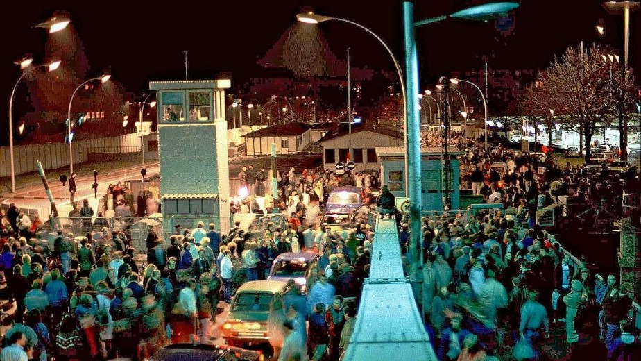 L’uomo dei passaporti