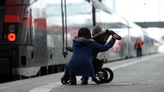 deutsche-bahn-kinderwagen