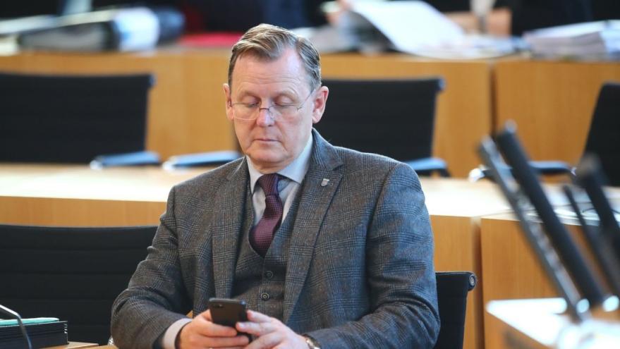 Bodo Ramelow gioca a Candy&nbsp;Crush